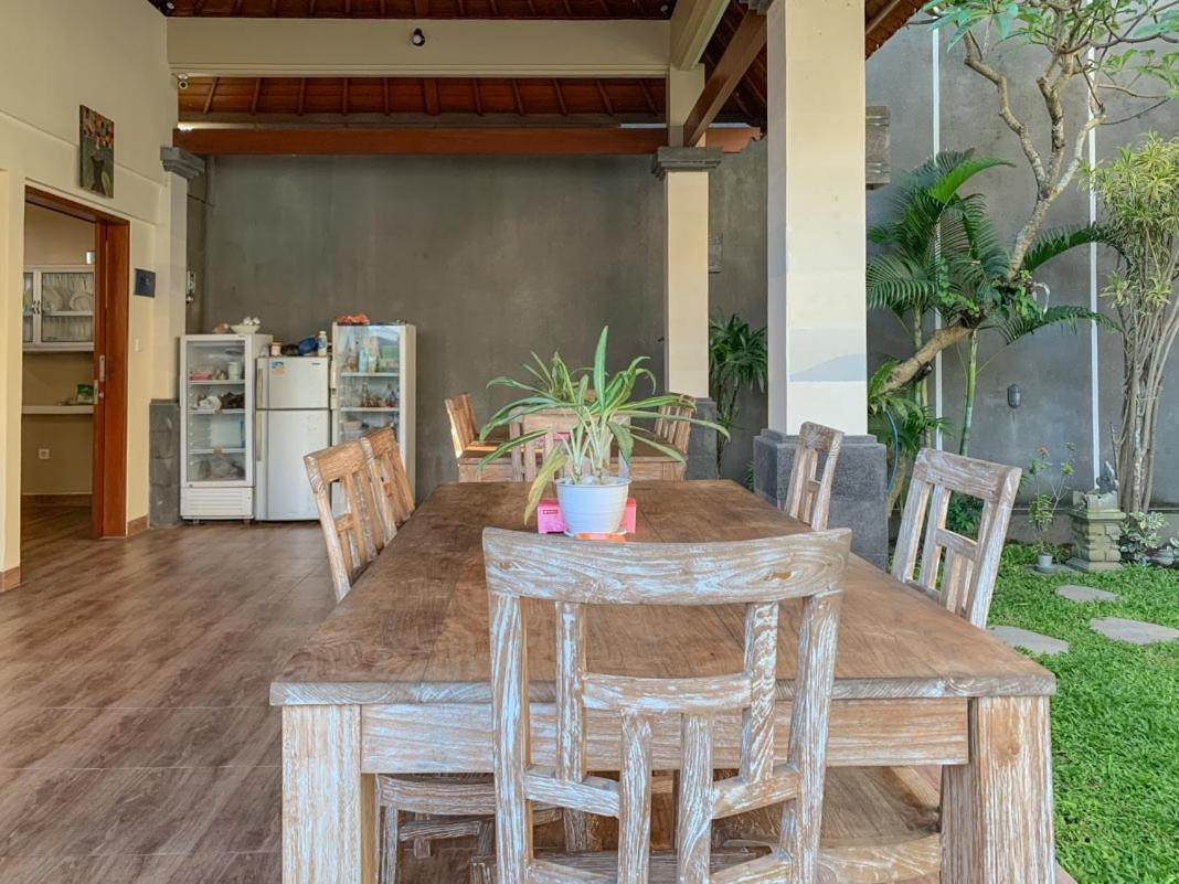 Lotus Bali Guest House Canggu Kültér fotó